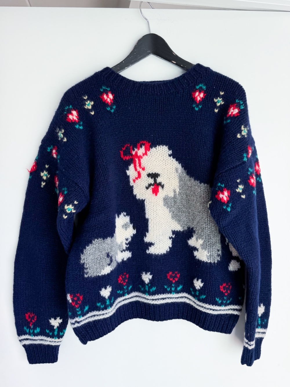 Vtg Woolrich Pure Virgin Wool Dog Sweater Navy Blue Sheepdog Floral Knit XL